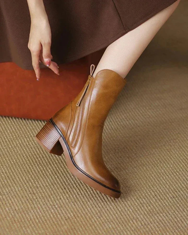 Valorine™ | Bota de piel negra con tacón cómodo, elegante y atemporal