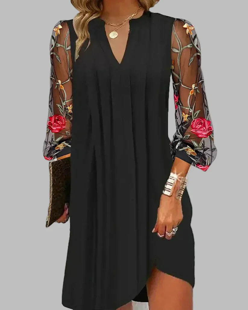 Renée | Elegante vestido largo de mujer con mangas bordadas